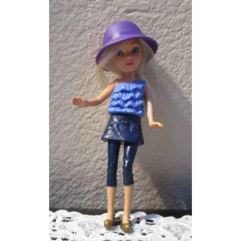 McDonald's 2011 Sophie Blonde Liv Doll Toy Figure With Purple Hat 5 3/4